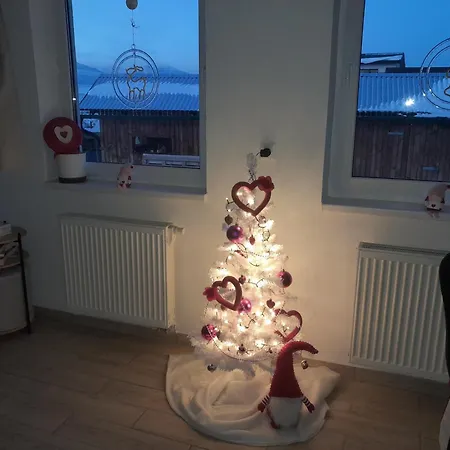 Nyaraló Biela Magnolia Ménhárd